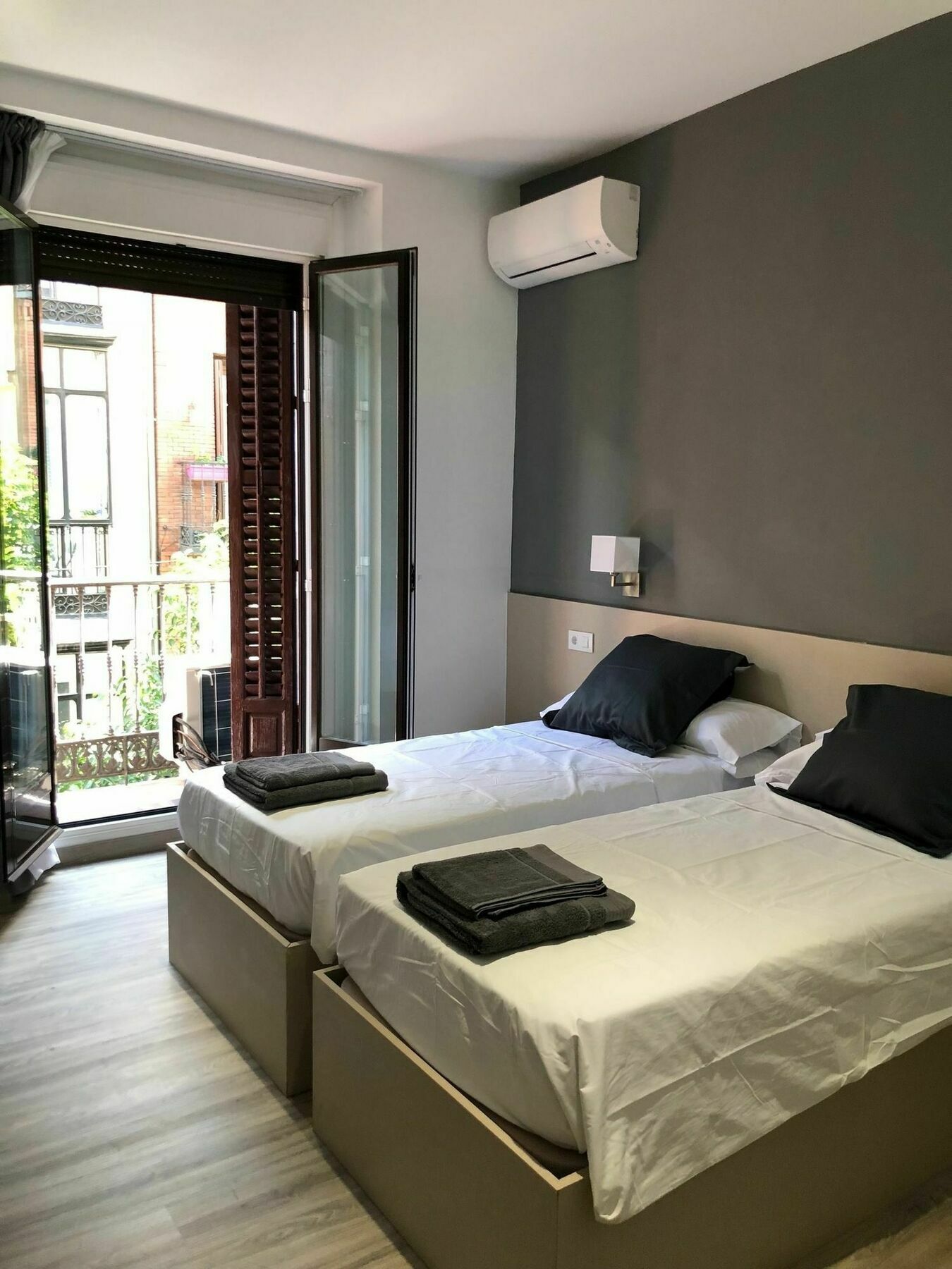 Hostalin Madrid Atocha Dış mekan fotoğraf