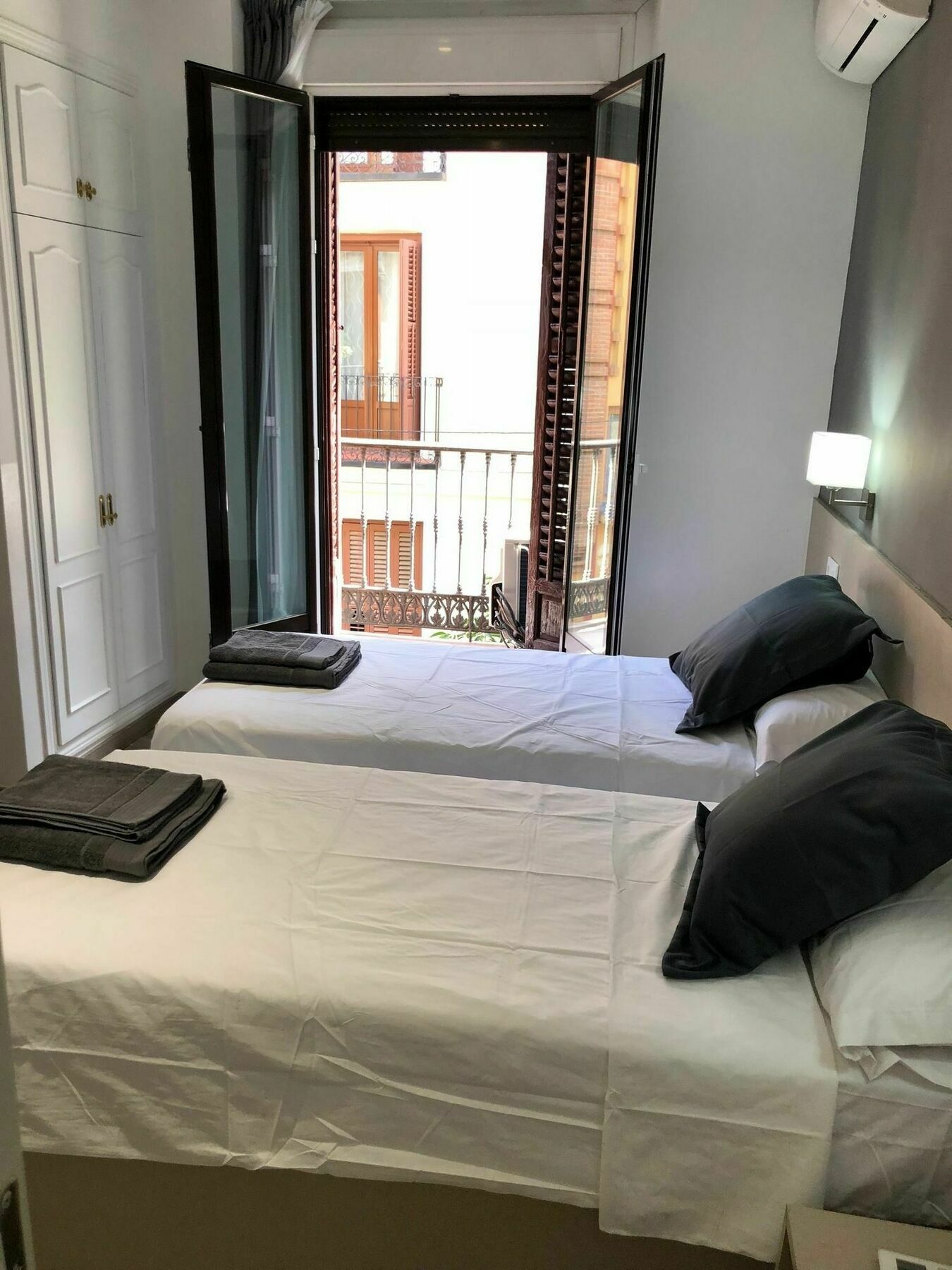 Hostalin Madrid Atocha Dış mekan fotoğraf